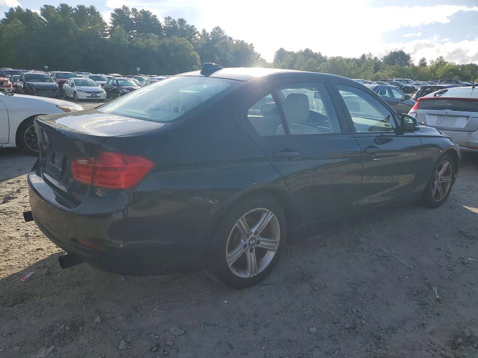 70253746 :رقم المزاد ، WBA3B5C54DF596578 vin ، 2013 Bmw 328 مزاد بيع