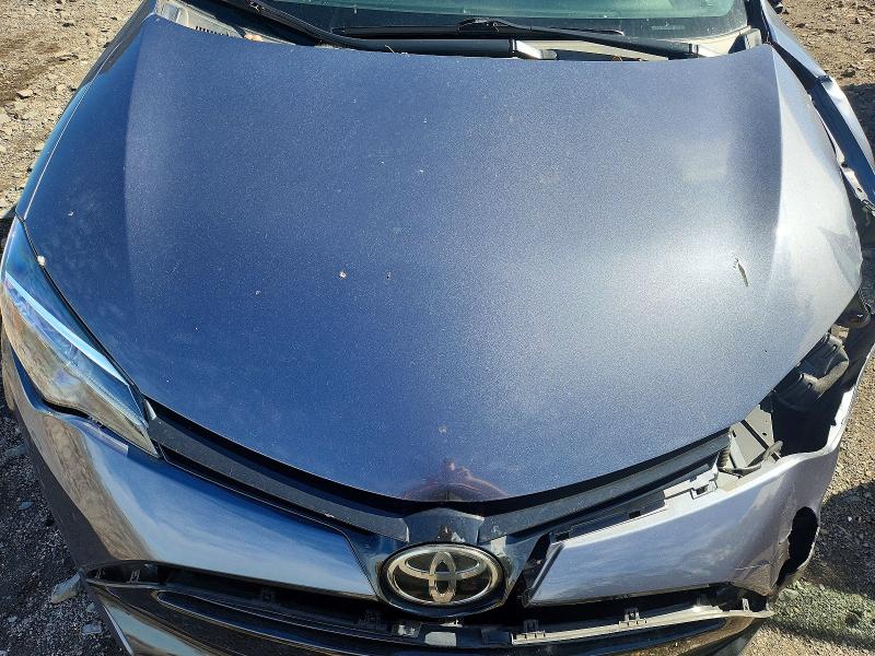 69554296 :رقم المزاد ، 2T1BURHE9HC953227 vin ، 2017 Toyota Corolla مزاد بيع