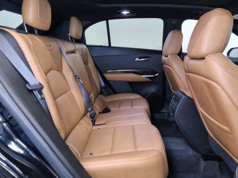 65241286 :رقم المزاد ، 1GYFZER46LF129424 vin ، 2020 Cadillac Xt4 مزاد بيع