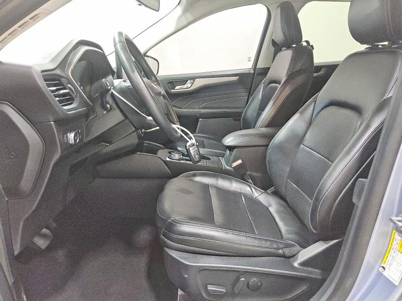 Продажа на аукционе авто 2022 Ford Escape, vin: 1FMCU0H64NUB13830, номер лота: 70284086