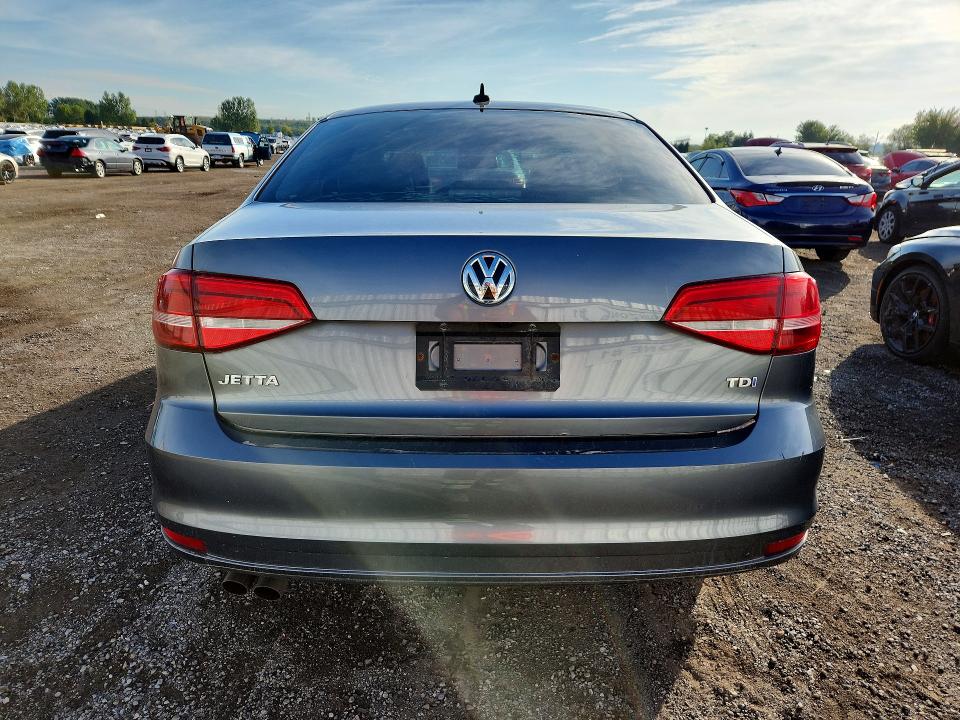 66941016 :رقم المزاد ، 3VW3A7AJ3FM261507 vin ، 2015 Volkswagen Jetta مزاد بيع