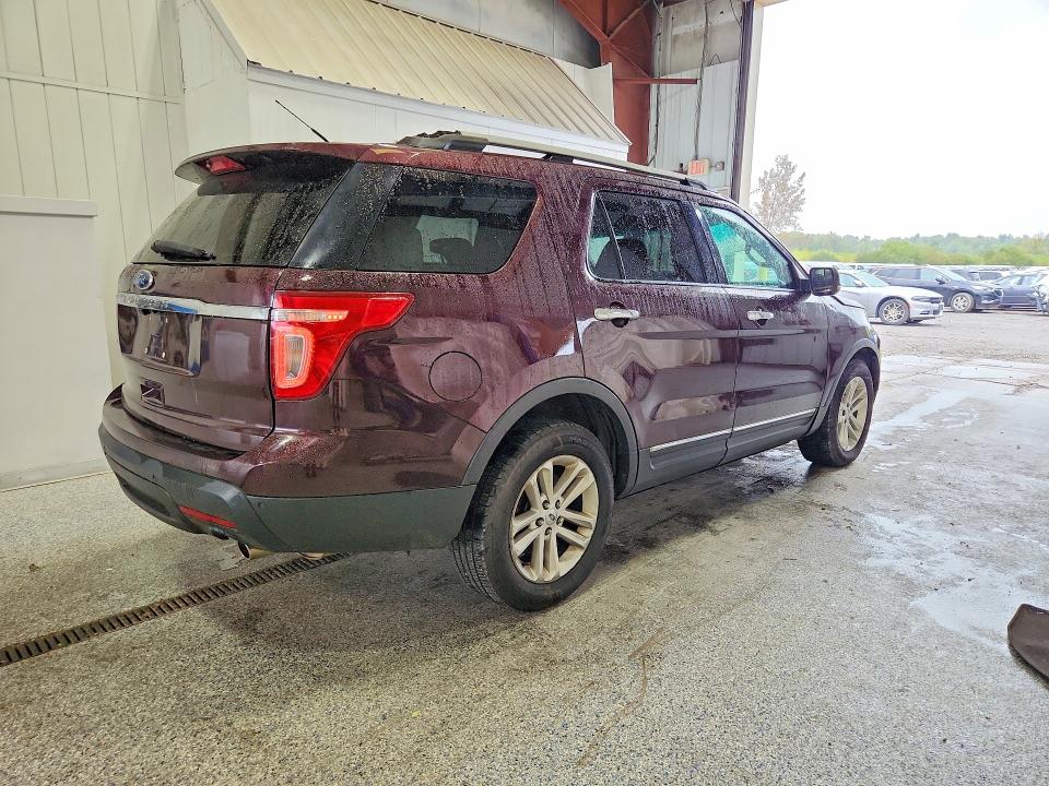 68992616 :رقم المزاد ، 1FMHK7D82BGA64343 vin ، 2011 Ford Explorer مزاد بيع