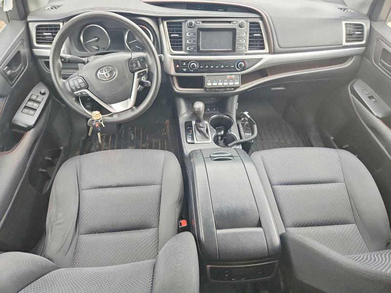 2016 Toyota Highlander მანქანა იყიდება აუქციონზე, vin: 5TDBKRFH6GS280079, აუქციონის ნომერი: 69440426