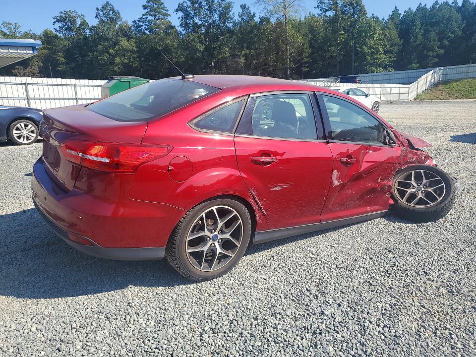 69097246 :رقم المزاد ، 1FADP3H28HL212438 vin ، 2017 Ford Focus مزاد بيع