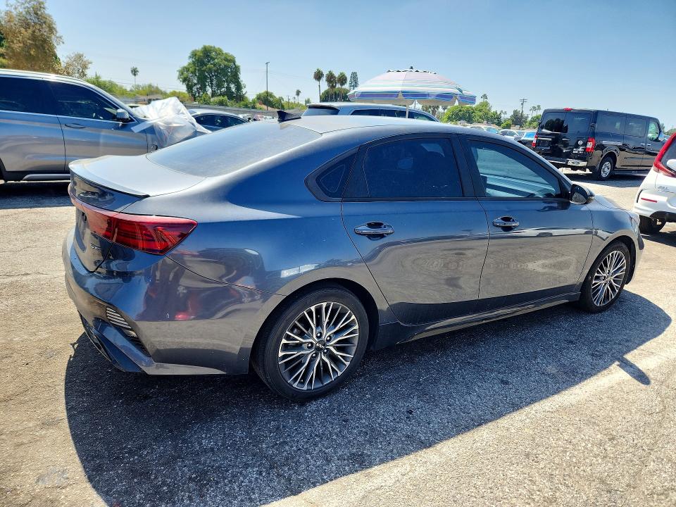 Продажа на аукционе авто 2022 Kia Forte, vin: 3KPF54ADXNE490658, номер лота: 65353236