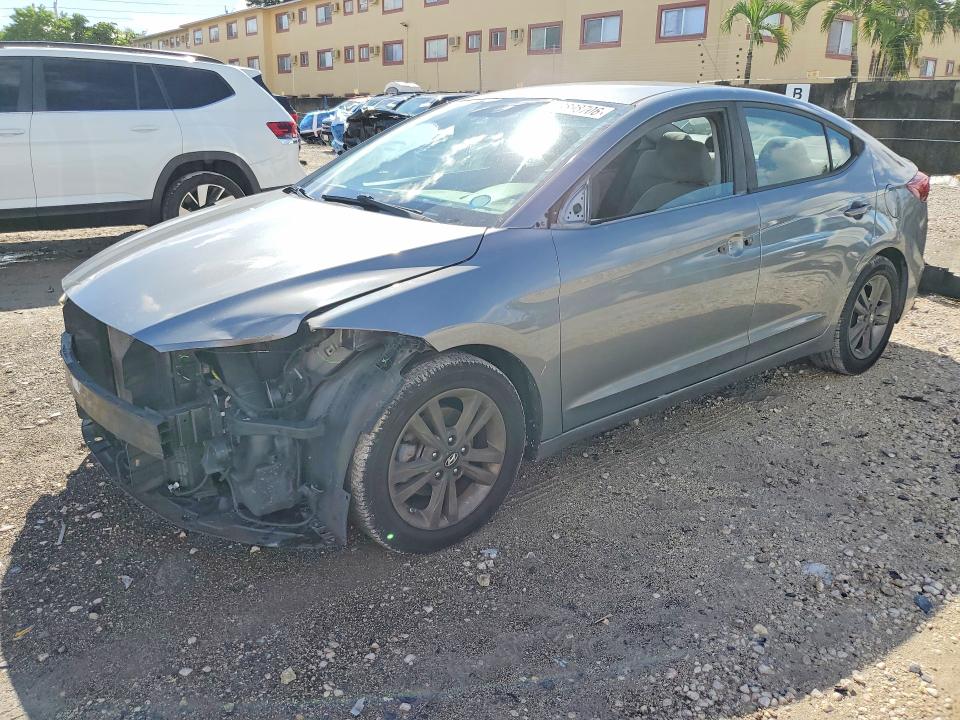 2017 Hyundai Elantra მანქანა იყიდება აუქციონზე, vin: KMHD84LF3HU151724, აუქციონის ნომერი: 69898706