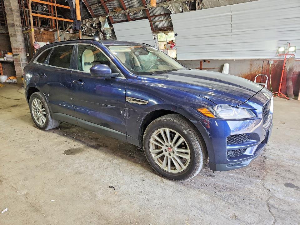 Продаж на аукціоні авто 2019 Jaguar F-pace, vin: SADCK2FX3KA392111, номер лоту: 67827726