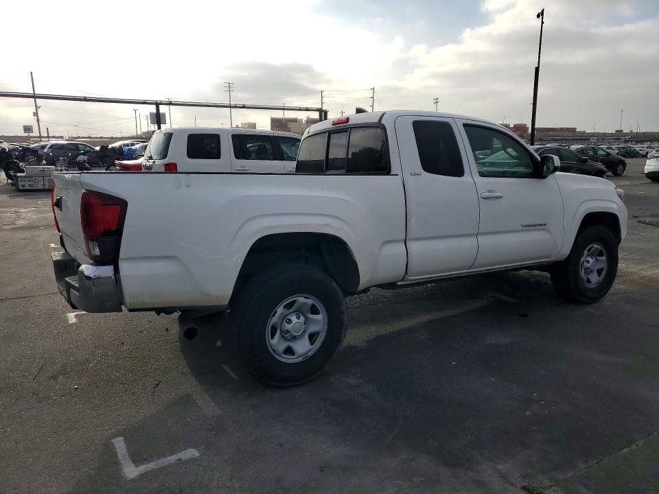 2018 Toyota Tacoma მანქანა იყიდება აუქციონზე, vin: 5TFRX5GN8JX122986, აუქციონის ნომერი: 67523146