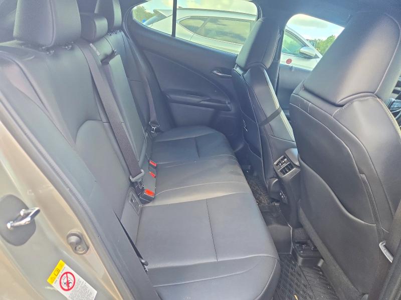 64950556 :رقم المزاد ، JTHU9JBH8K2004383 vin ، 2019 Lexus Ux مزاد بيع