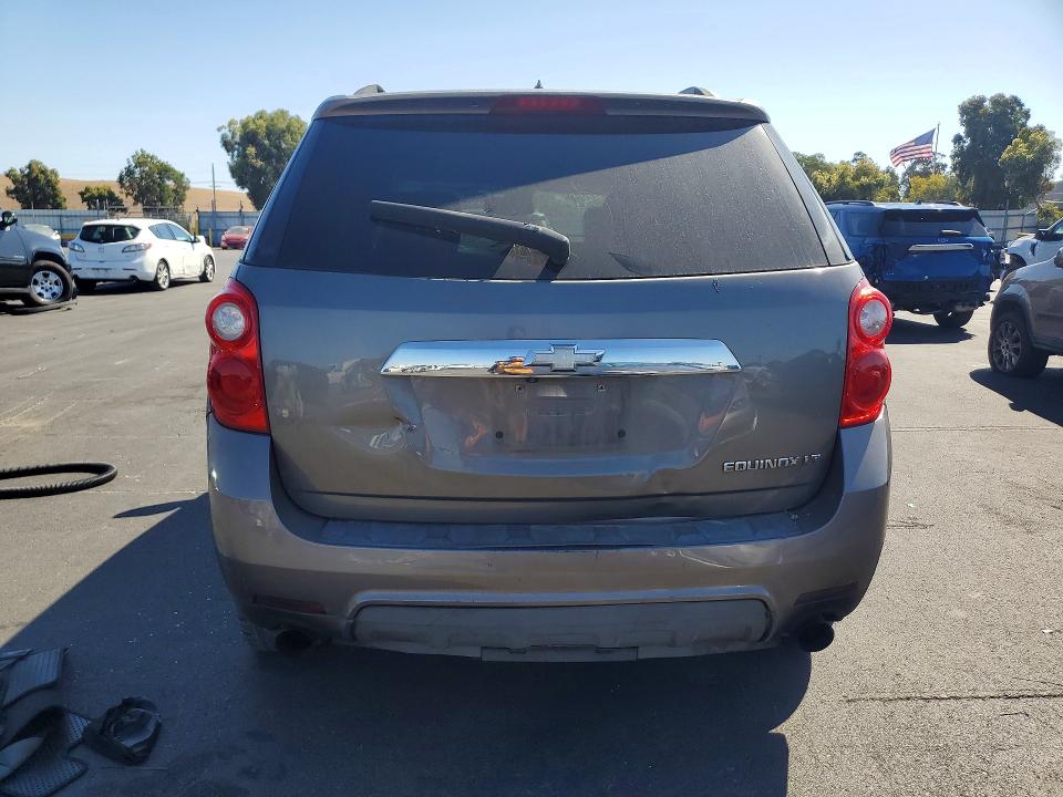 69615936 :رقم المزاد ، 2CNFLPEY8A6376250 vin ، 2010 Chevrolet Equinox مزاد بيع