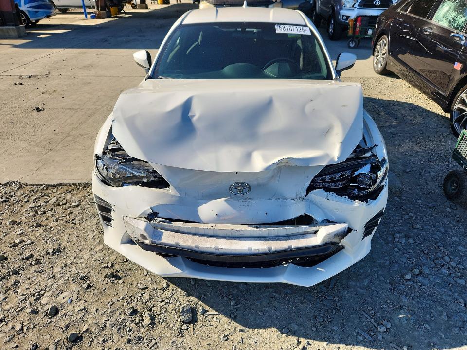 Продажа на аукционе авто 2017 Toyota 86, vin: JF1ZNAA14H8711354, номер лота: 68107126