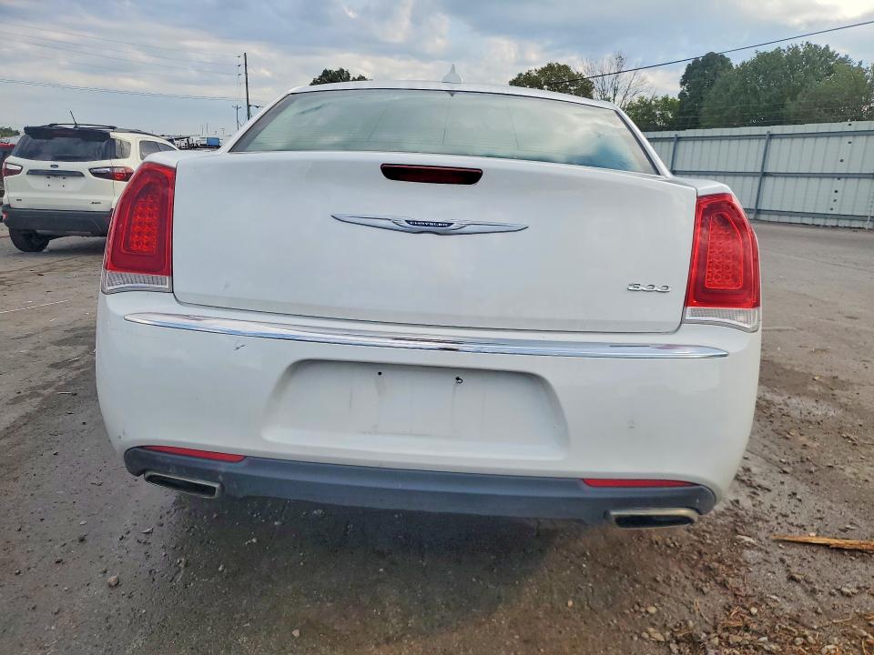 Продаж на аукціоні авто 2018 Chrysler 300, vin: 2C3CCAAG1JH275206, номер лоту: 68009206