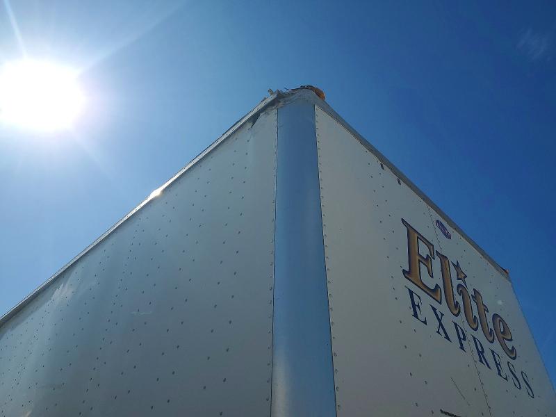 69343076 :رقم المزاد ، 1UYVS253XHG908703 vin ، 2017 Utility Trailer Trailer مزاد بيع