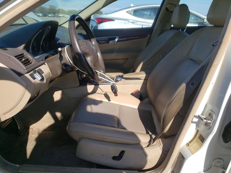 68028066 :رقم المزاد ، WDDGF5EB5BR176597 vin ، 2011 Mercedes-benz C مزاد بيع