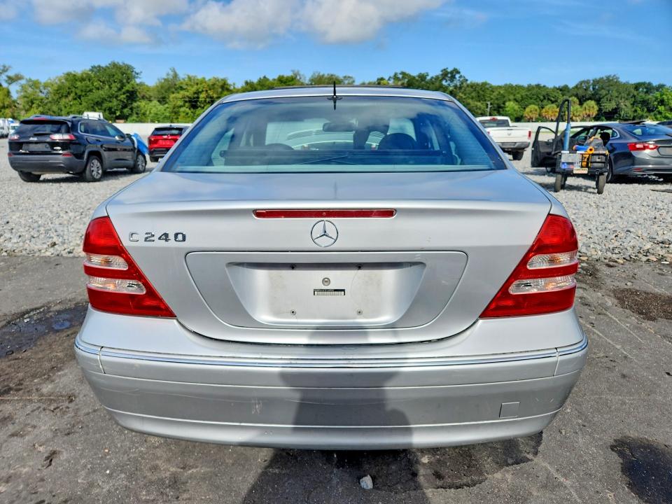 68938766 :رقم المزاد ، WDBRF61J71F134937 vin ، 2001 Mercedes-benz C مزاد بيع