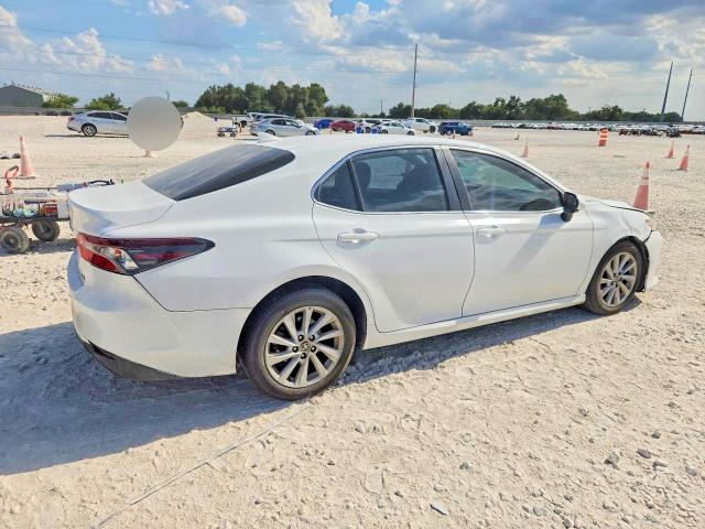 Продаж на аукціоні авто 2022 Toyota Camry, vin: 4T1C11AK1NU698565, номер лоту: 67708846