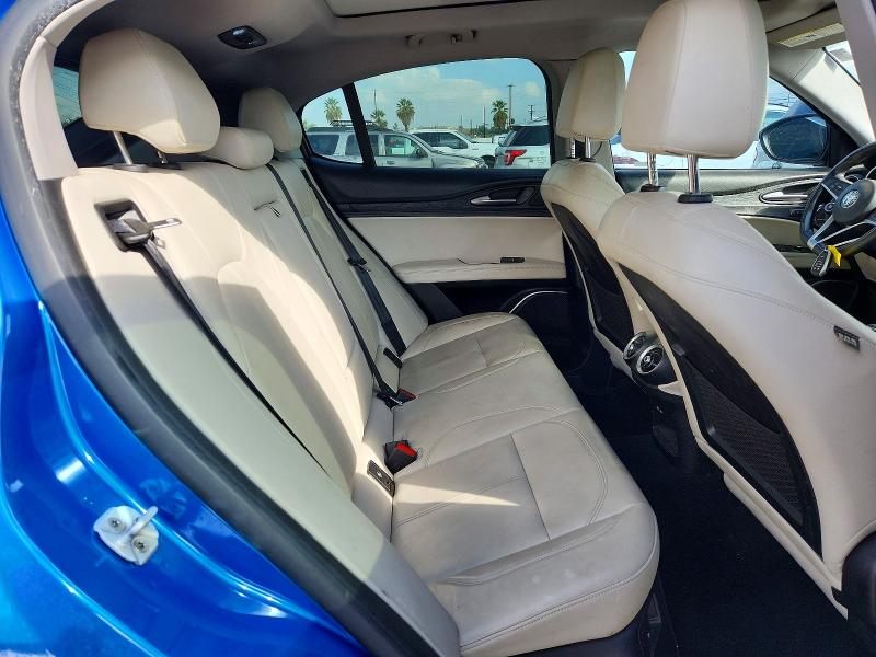 68845266 :رقم المزاد ، ZASPAJAN0K7C58032 vin ، 2019 Alfa Romeo Stelvio مزاد بيع