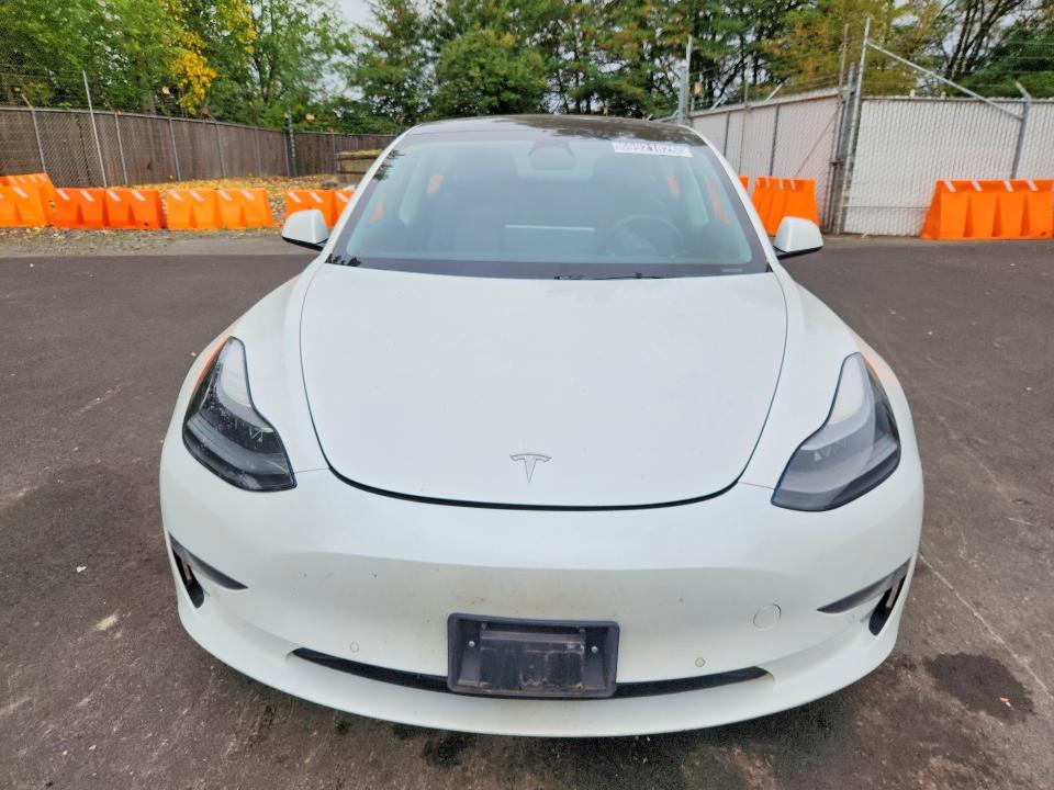 2022 Tesla Model 3 მანქანა იყიდება აუქციონზე, vin: 5YJ3E1EA4NF286644, აუქციონის ნომერი: 69921826