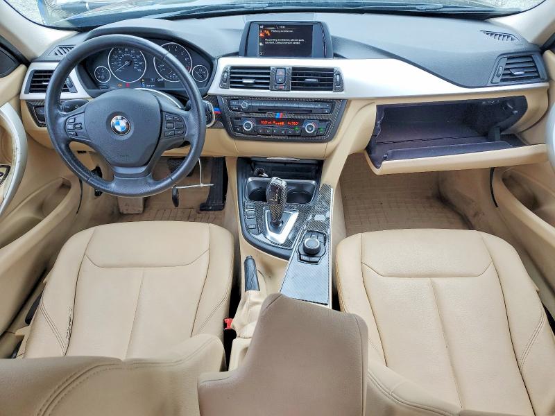 70483866 :رقم المزاد ، WBA3B1C59FK138957 vin ، 2015 Bmw 320 مزاد بيع