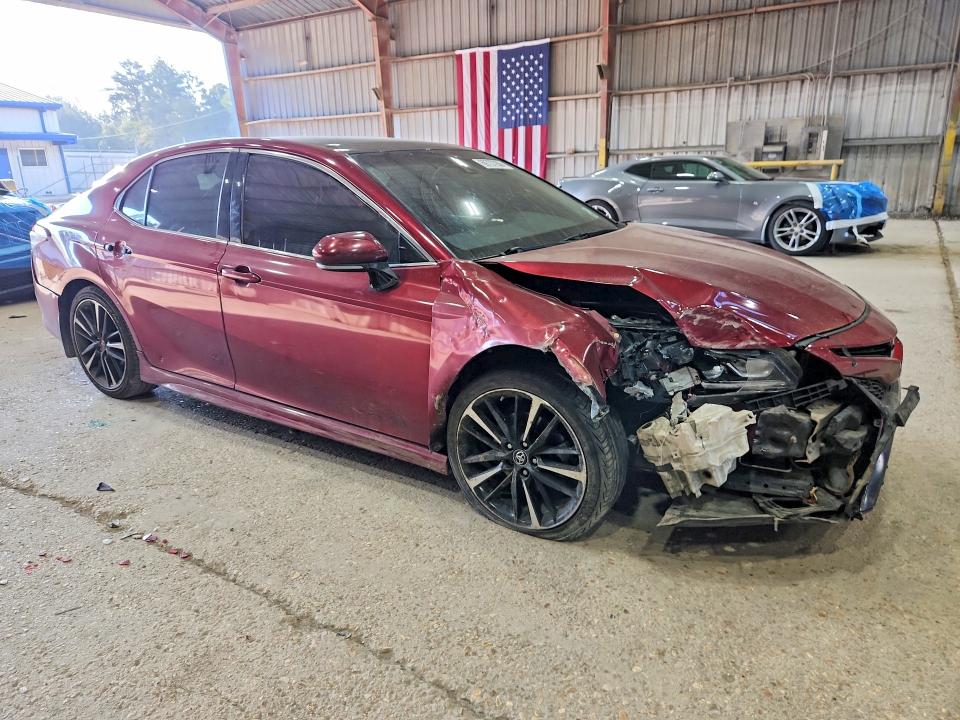 Aukcja sprzedaży 2018 Toyota Camry, vin: 4T1B61HK8JU578873, numer aukcji: 69737266