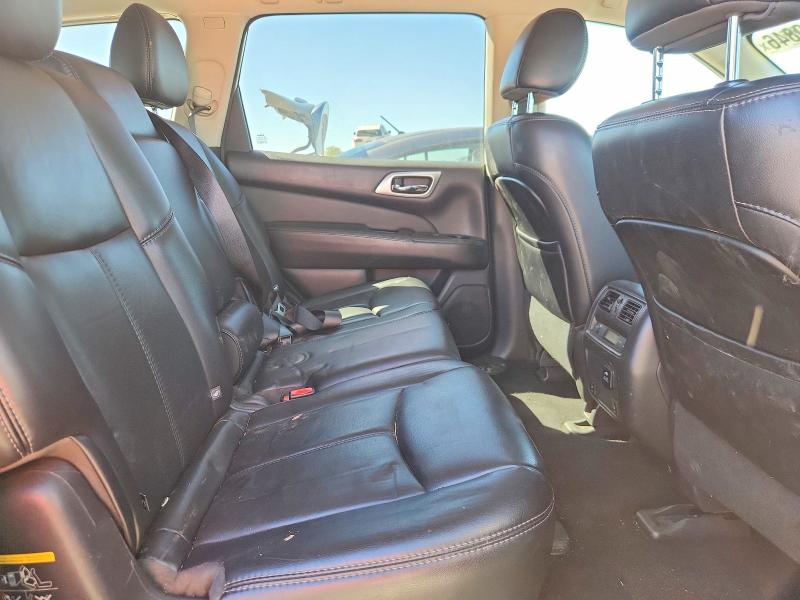 Продаж на аукціоні авто 2017 Nissan Pathfinder, vin: 5N1DR2MN1HC635257, номер лоту: 70900846