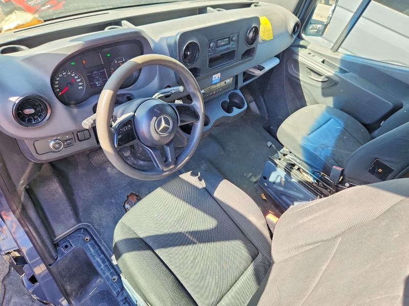 70811436 :رقم المزاد ، WD4PF0CD5KP057645 vin ، 2019 Mercedes-benz Sprinter مزاد بيع