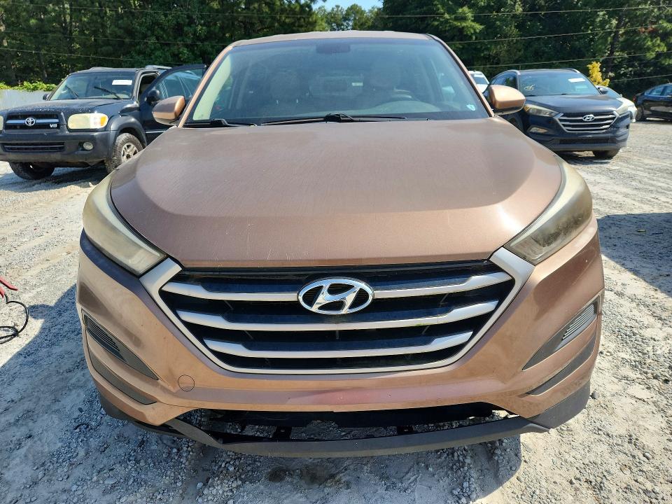 69247746 :رقم المزاد ، KM8J23A40HU385657         vin ، 2017 Hyundai Tucson مزاد بيع
