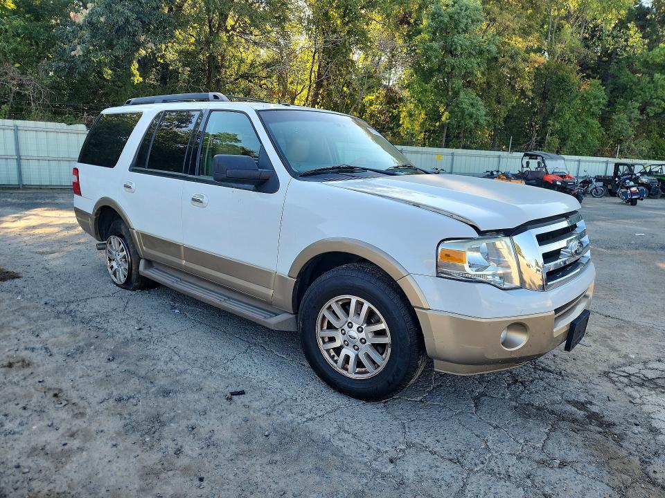 Продажа на аукционе авто 2011 Ford Expedition, vin: 1FMJU1H58BEF47226, номер лота: 69954156