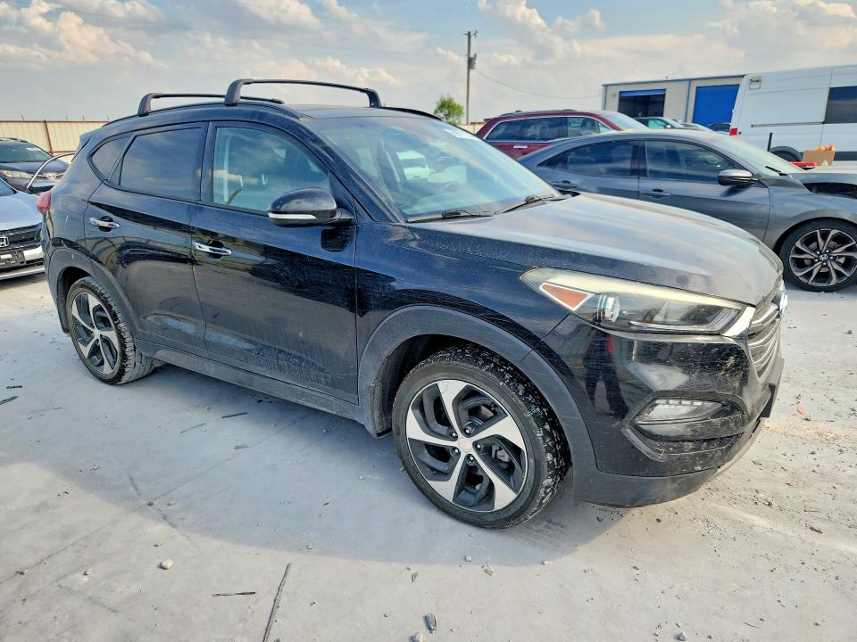 Продажа на аукционе авто 2016 Hyundai Tucson, vin: KM8J3CA27GU243509, номер лота: 69911336