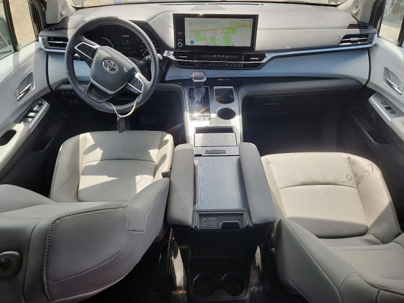 68699496 :رقم المزاد ، 5TDJSKFC1SS161811 vin ، 2025 Toyota Sienna مزاد بيع