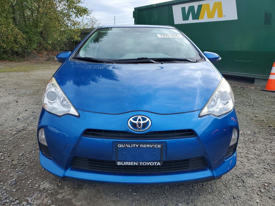 Продажа на аукционе авто 2014 Toyota Prius C, vin: JTDKDTB32E1575031, номер лота: 70901506