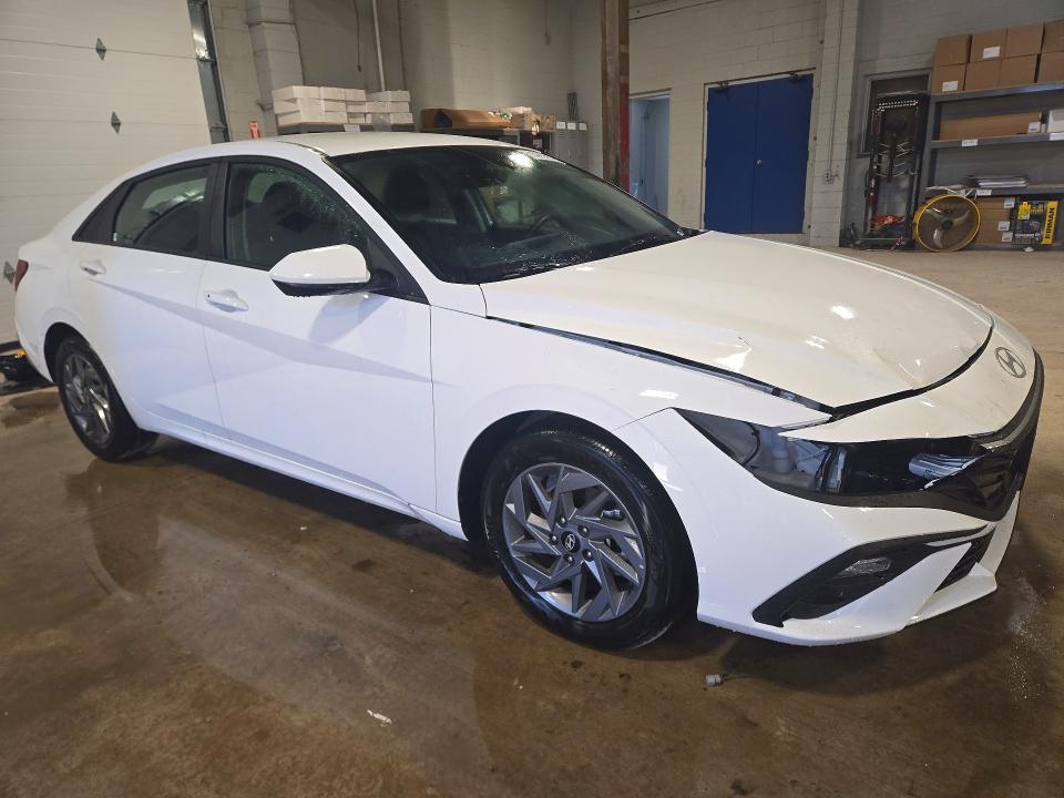 69538016 :رقم المزاد ، KMHLM4DG1TU198161 vin ، 2026 Hyundai Elantra مزاد بيع