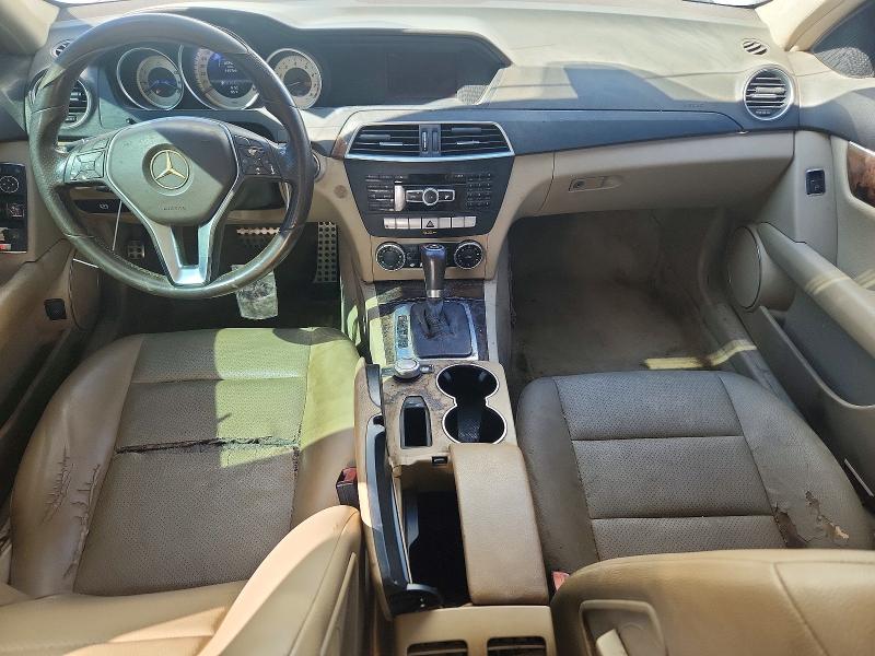 2013 Mercedes-benz C მანქანა იყიდება აუქციონზე, vin: WDDGF4HB3DR293829, აუქციონის ნომერი: 69823946