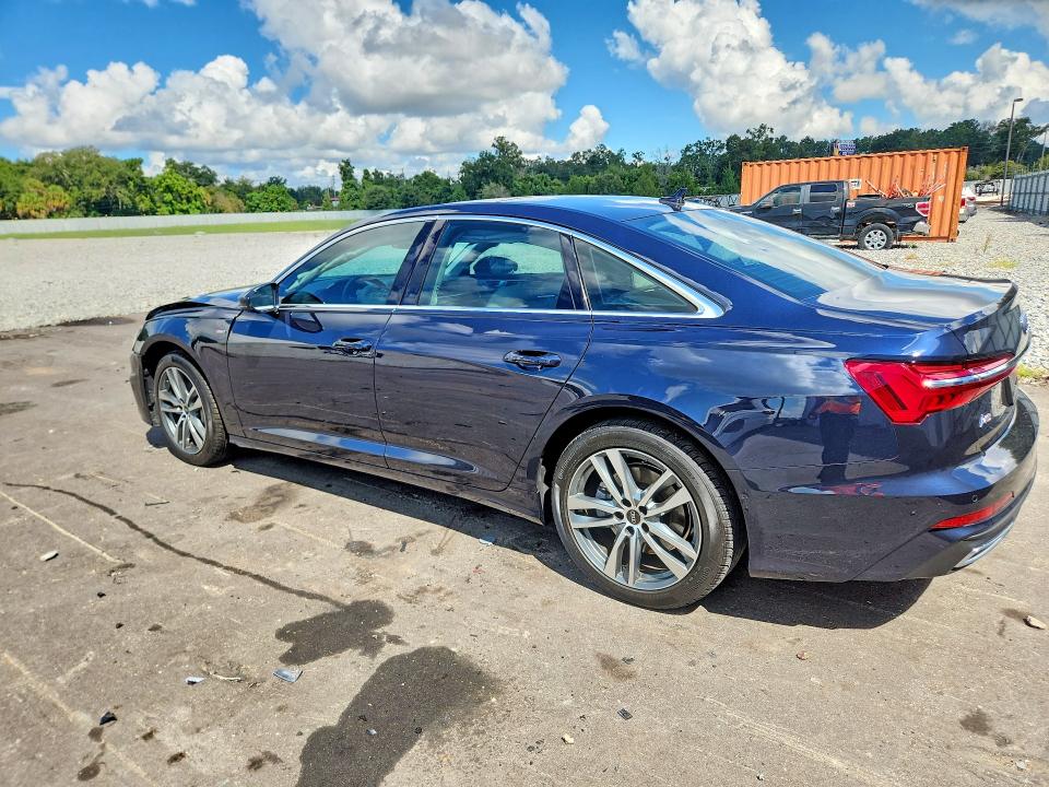 Продажа на аукционе авто 2022 Audi A6, vin: WAUL2BF29NN056232, номер лота: 69777146