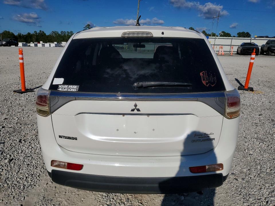 70361876 :رقم المزاد ، JA4AD2A36EZ010879 vin ، 2014 Mitsubishi Outlander مزاد بيع