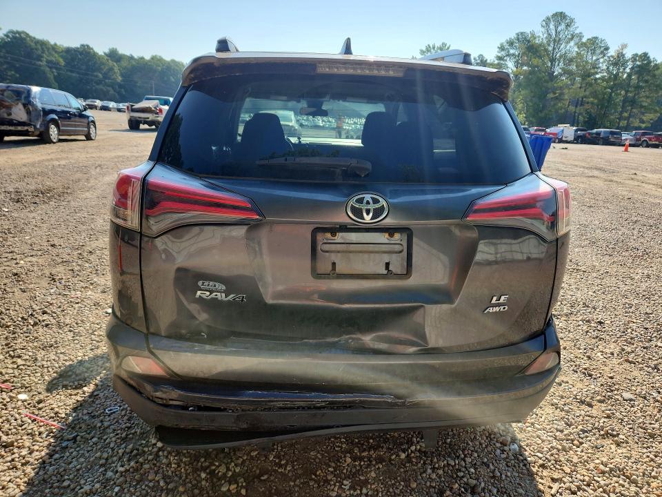 2018 Toyota Rav4 მანქანა იყიდება აუქციონზე, vin: JTMBFREV2JJ175345, აუქციონის ნომერი: 67133376