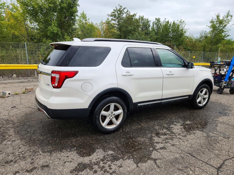 69857036 :رقم المزاد ، 1FM5K8D83GGB93899 vin ، 2016 Ford Explorer مزاد بيع