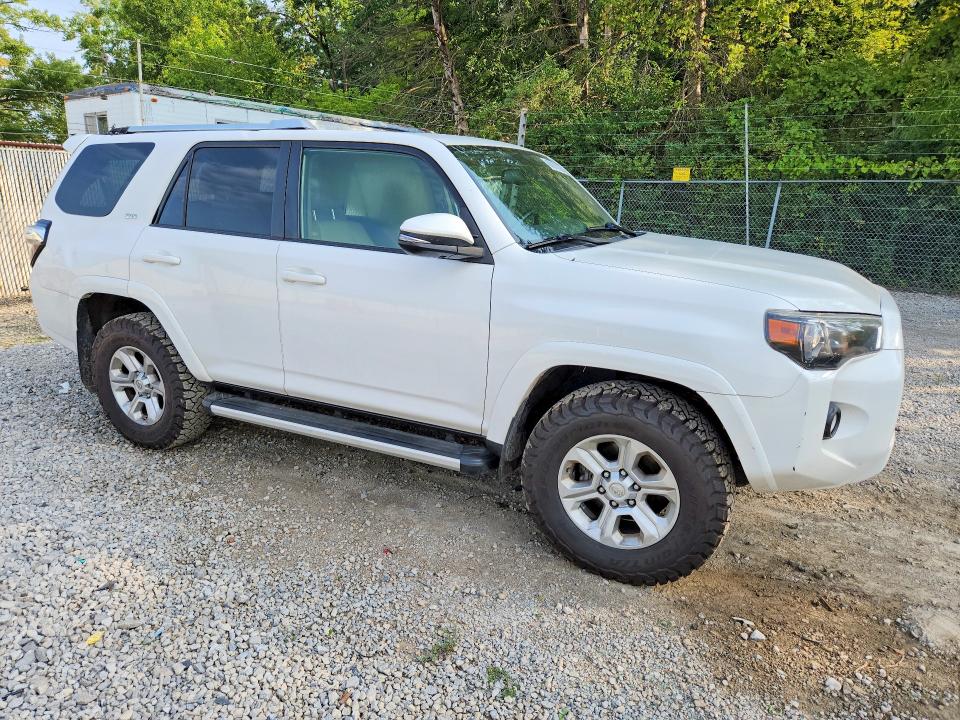 Aukcja sprzedaży 2017 Toyota 4runner, vin: JTEBU5JR4H5461946, numer aukcji: 66017216