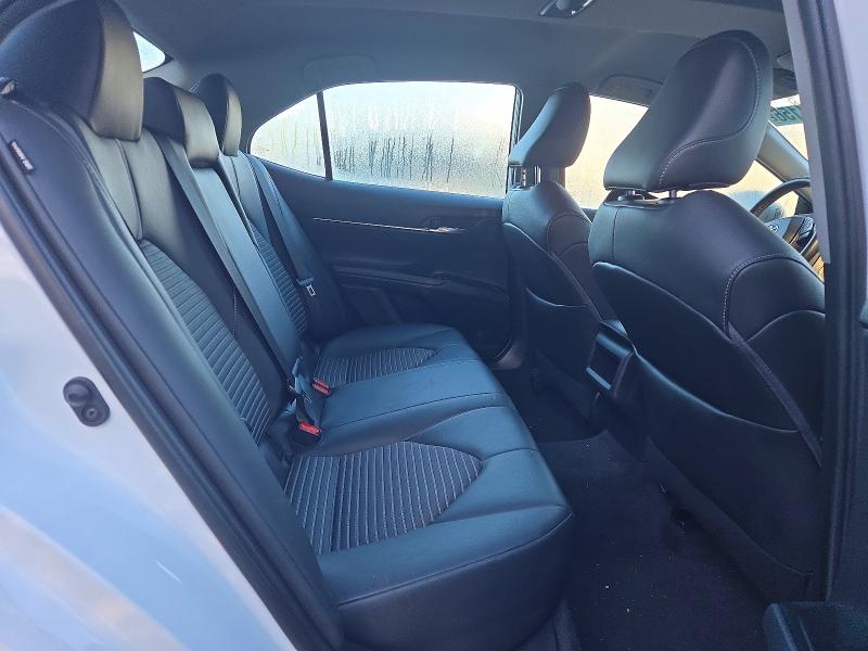 68091156 :رقم المزاد ، 4T1B11HK8KU281277 vin ، 2019 Toyota Camry مزاد بيع