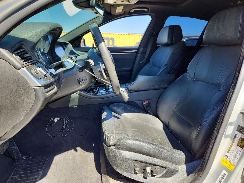 67773436 :رقم المزاد ، WBAFR9C5XBC758325 vin ، 2011 Bmw 550 مزاد بيع