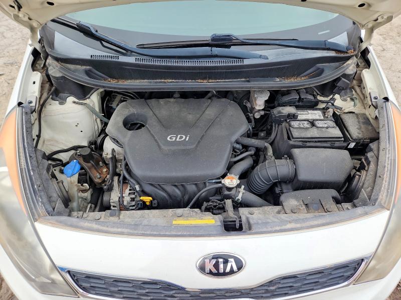 69713046 :رقم المزاد ، KNADN5A36F6435505 vin ، 2015 Kia Rio 5-door مزاد بيع