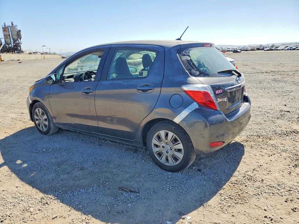 70557936 :رقم المزاد ، JTDKTUD36CD517294 vin ، 2012 Toyota Yaris مزاد بيع