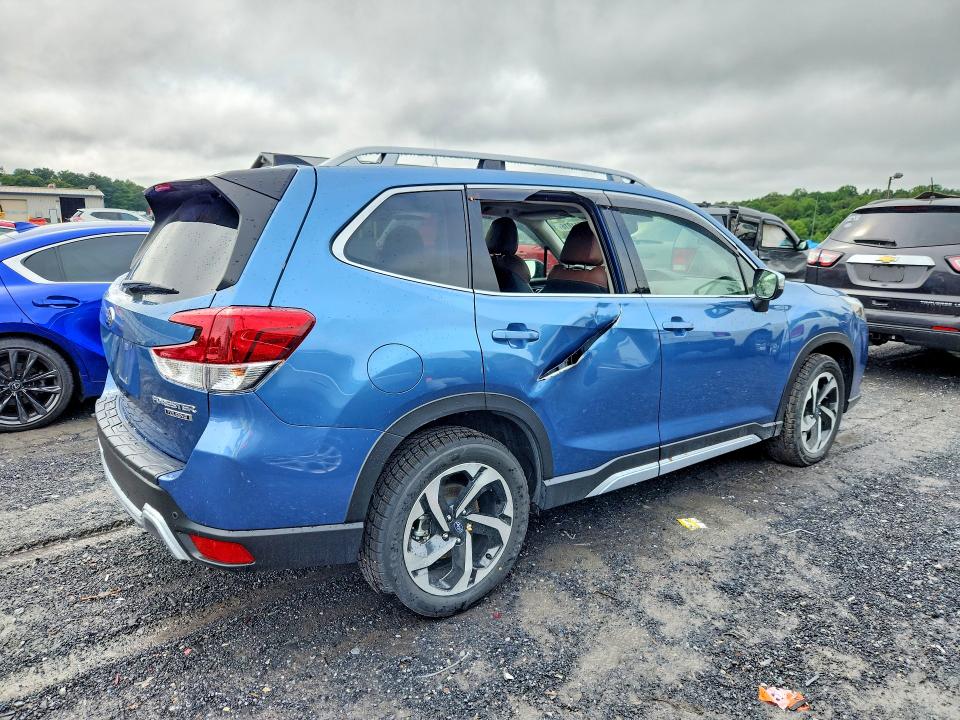 Продажа на аукционе авто 2024 Subaru Forester, vin: JF2SKAMC3RH441960, номер лота: 67611016
