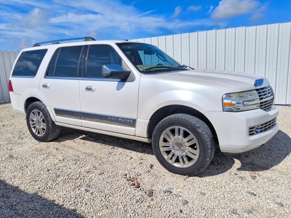 2011 Lincoln Navigator მანქანა იყიდება აუქციონზე, vin: 5LMJJ2H56BEJ04536, აუქციონის ნომერი: 67905276
