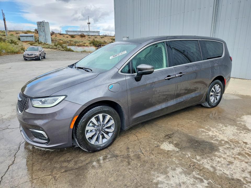 2023 Chrysler Pacifica მანქანა იყიდება აუქციონზე, vin: 2C4RC1L71PR599018, აუქციონის ნომერი: 67724896