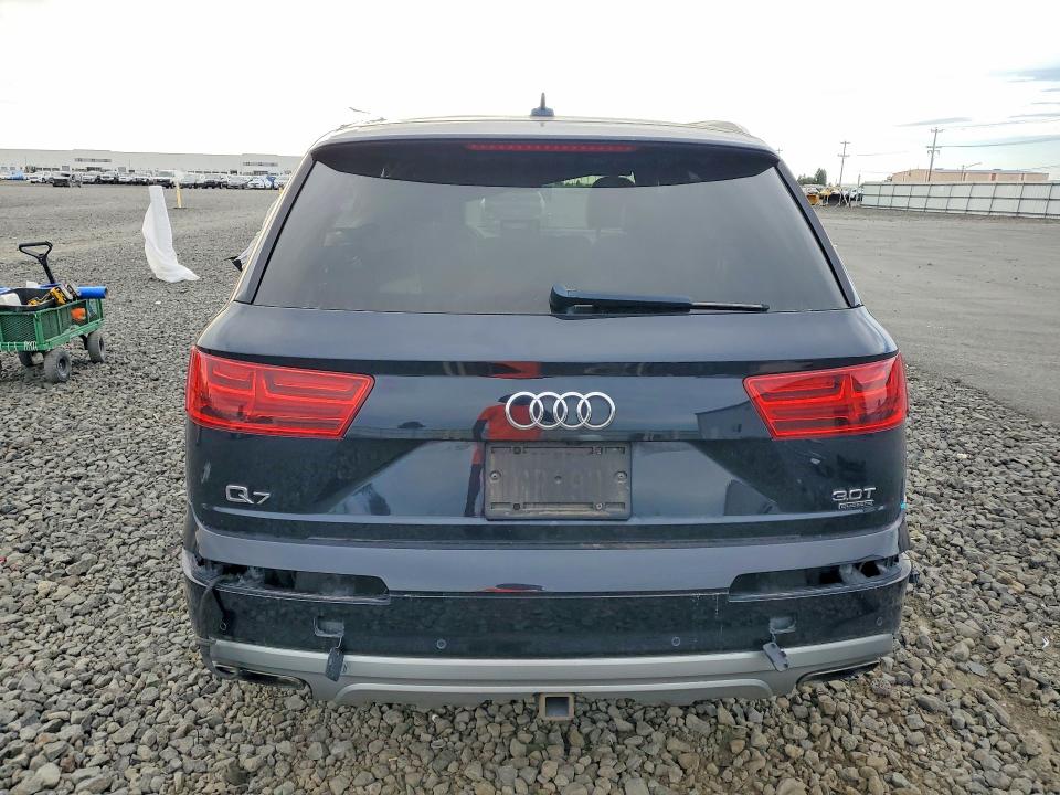 Продажа на аукционе авто 2017 Audi Q7, vin: WA1VABF79HD019941, номер лота: 69040406