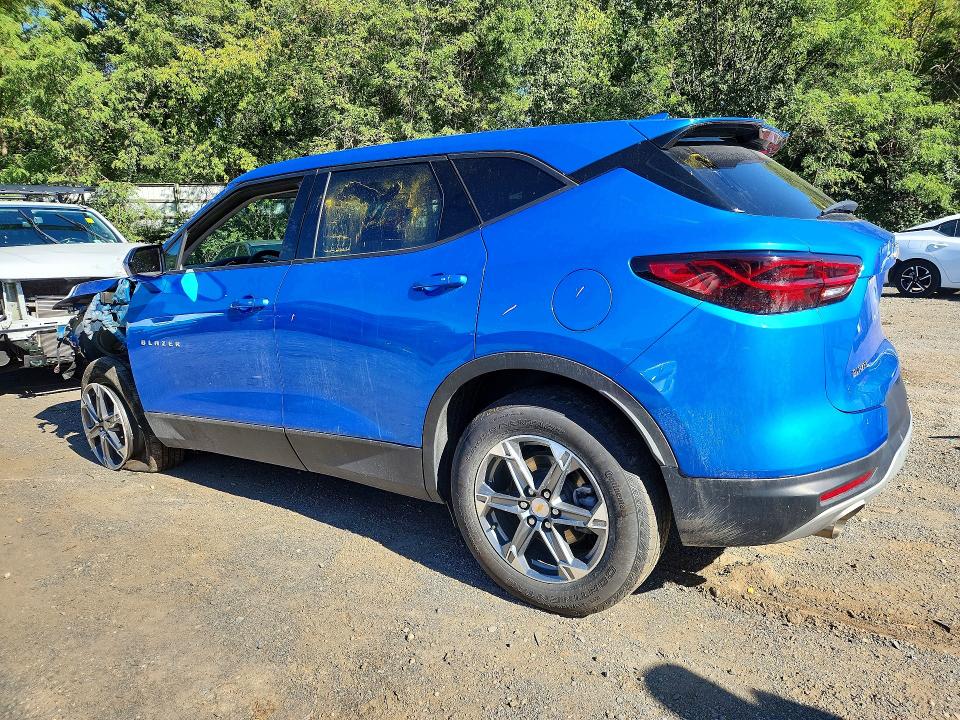 68978526 :رقم المزاد ، 3GNKBCR49SS252942 vin ، 2025 Chevrolet Blazer مزاد بيع