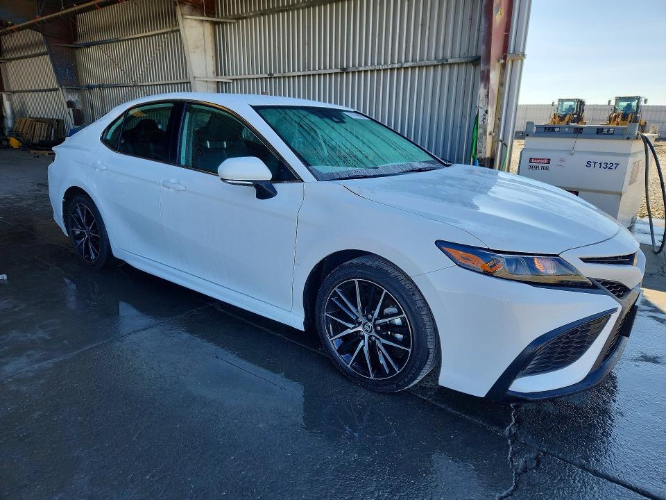 2024 Toyota Camry მანქანა იყიდება აუქციონზე, vin: 4T1G11AK9RU248816, აუქციონის ნომერი: 68820716