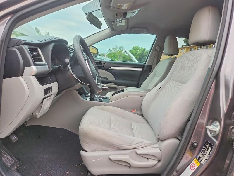 71149526 :رقم المزاد ، 5TDZARFH2FS016664 vin ، 2015 Toyota Highlander مزاد بيع