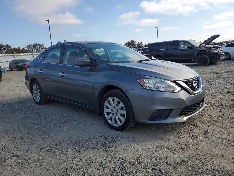 Aukcja sprzedaży 2018 Nissan Sentra, vin: 3N1AB7AP2JY323320, numer aukcji: 70004796